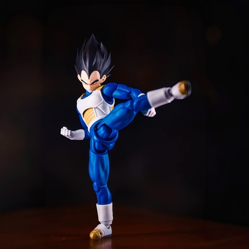 100% Original Bandai S.H.Figua - Model Kit Vegeta recension och pris