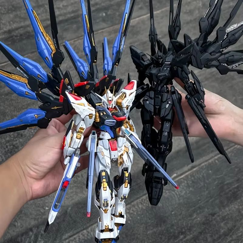 CHANGLONG Model 7701 MGEX ZGMF - Model Kit In Era recension och pris