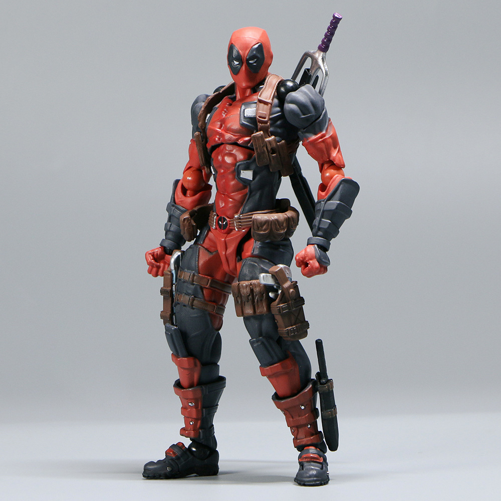 Amazing Yamaguchi Deadpool 2.0 - Model Kit Batman recension och pris