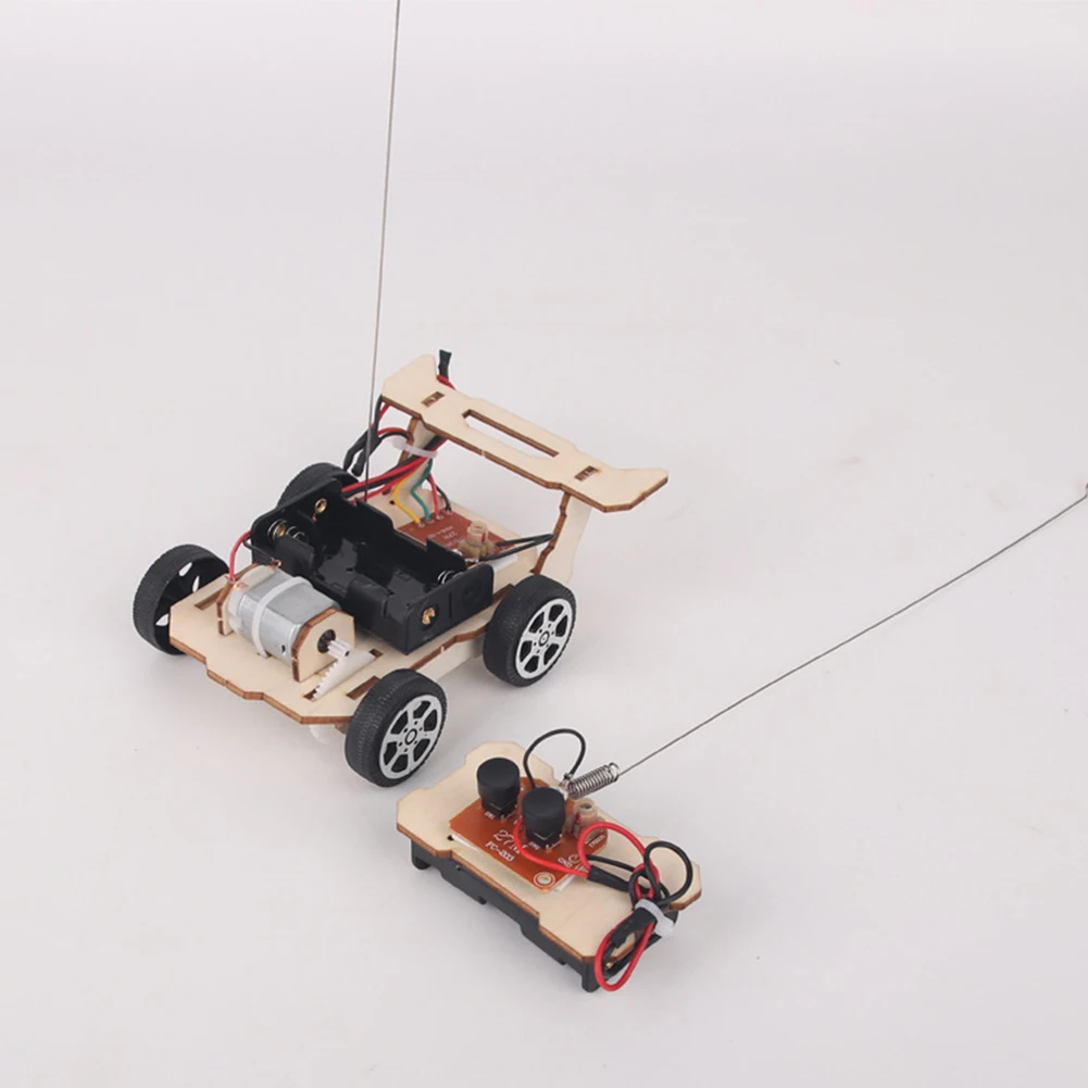 DIY RC Car Model Assemble Kit  - Model Kit Helicopter recension och pris