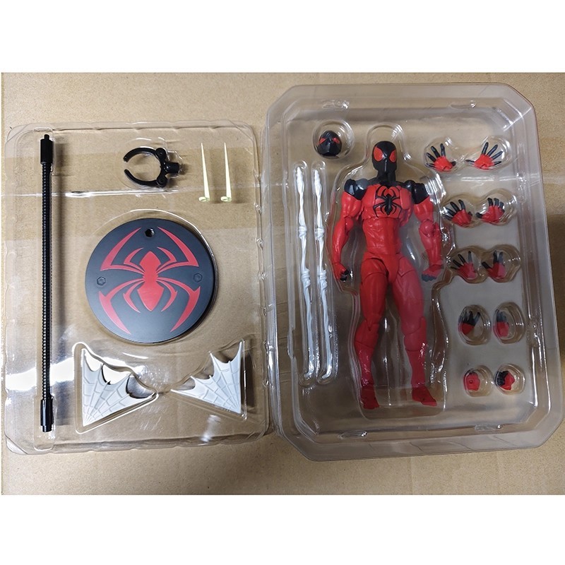 Hot Toys Superior Spider-Man M - Model Kit Spiderman recension och pris
